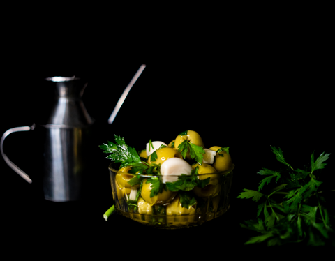 Aceitunas con Ajo y Perejil